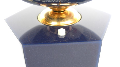 ボタン：Gemstone Globe（ジェムストーン グローブ）：卓上地球儀（電動回転式）