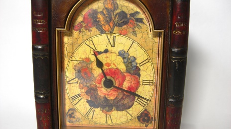 TIME MACHINE H.G.WELLS DESK CLOCK [The Original Book Works]